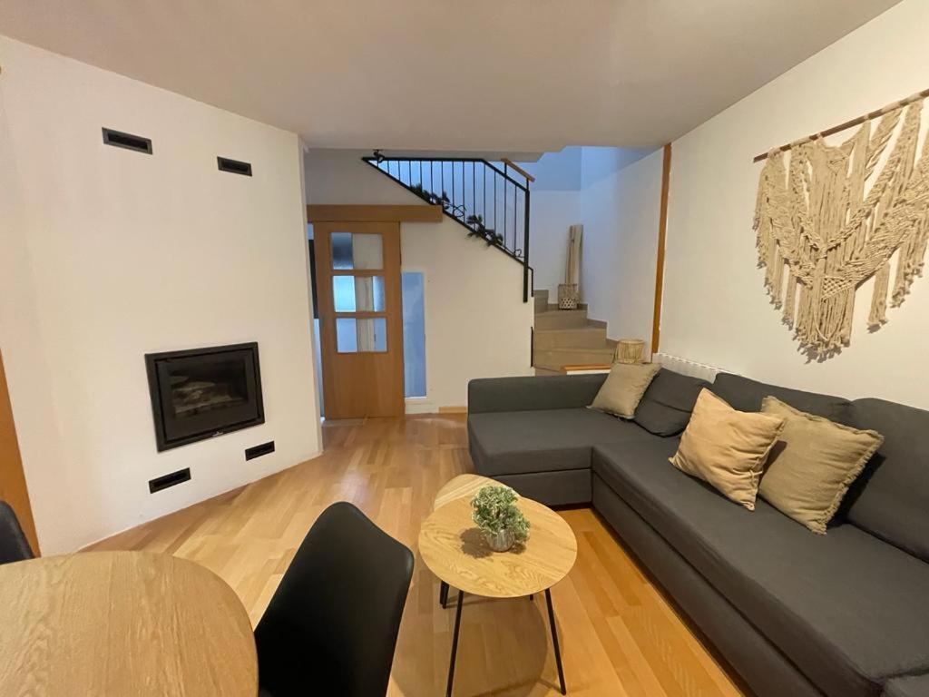 Apartamento La Anaza Villanúa Eksteriør bilde